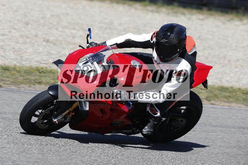 /06 08.04.2026 Cornu Master School ADR/Gruppe blau/76